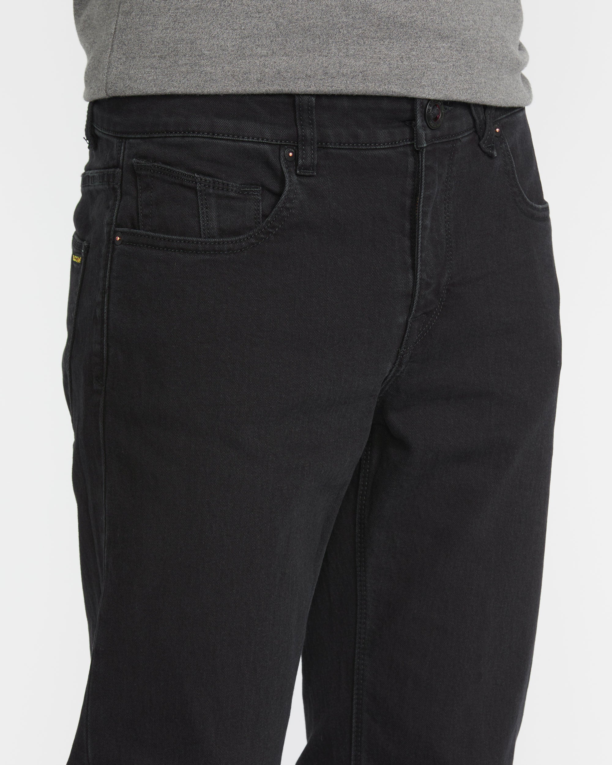 Men's Solver Modern Fit Jeans - Image 15