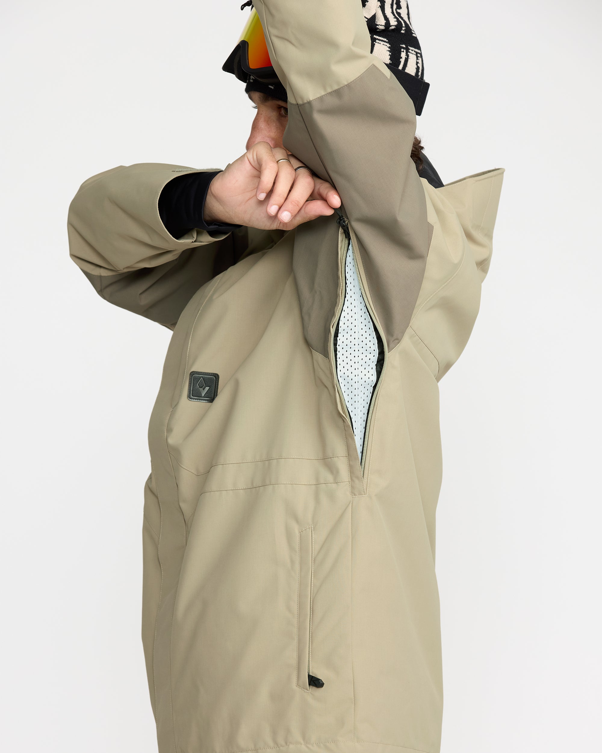 Men's Primry Insulated Jacket - Image 4
