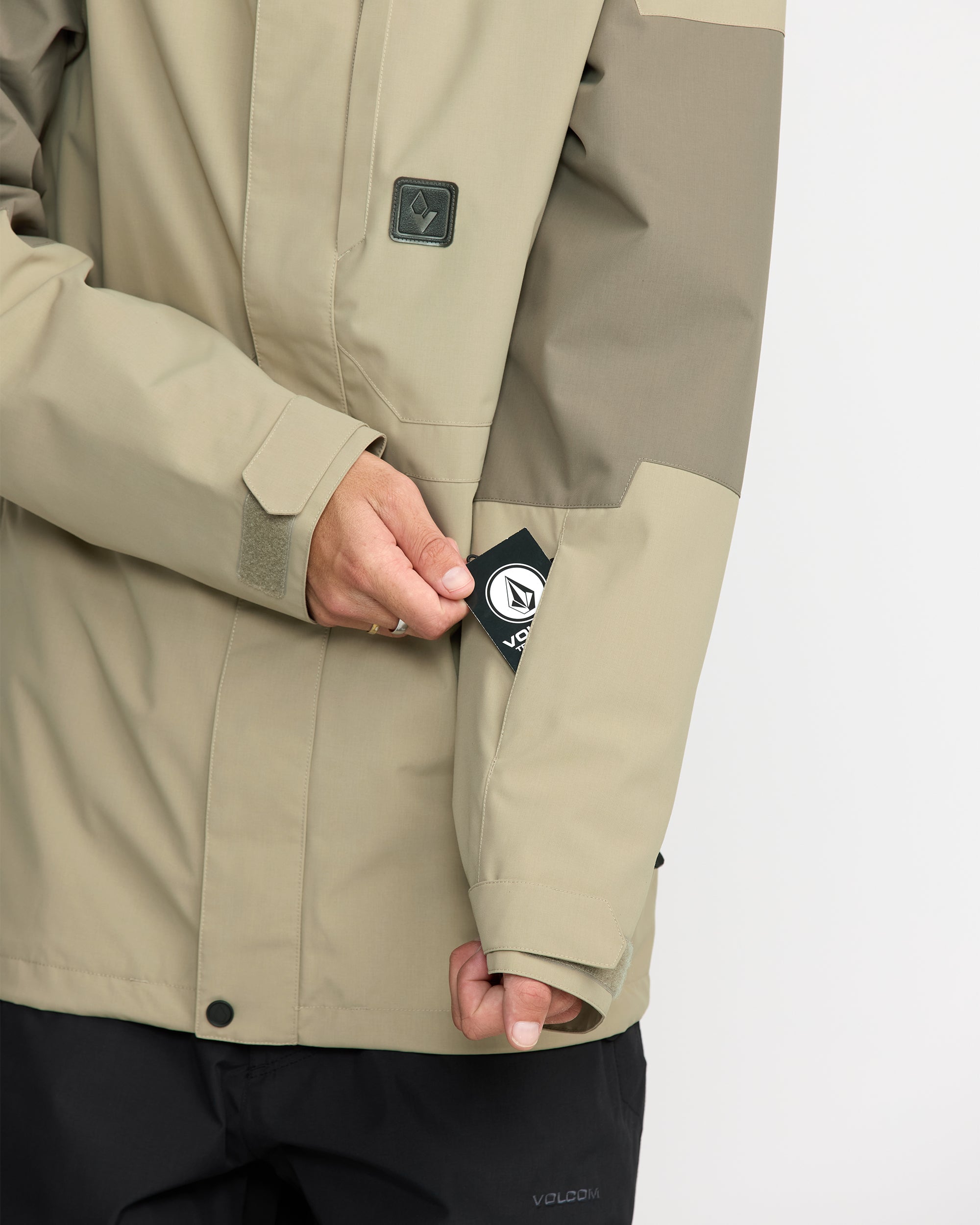 Men's Primry Insulated Jacket - Image 11